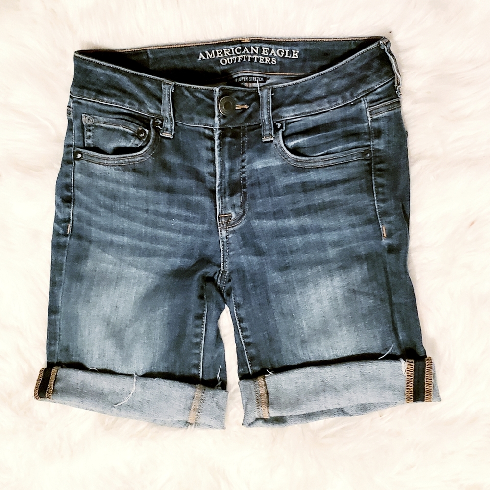 AMERICAN EAGLE Denim Skinny Bermuda Shorts Size 4